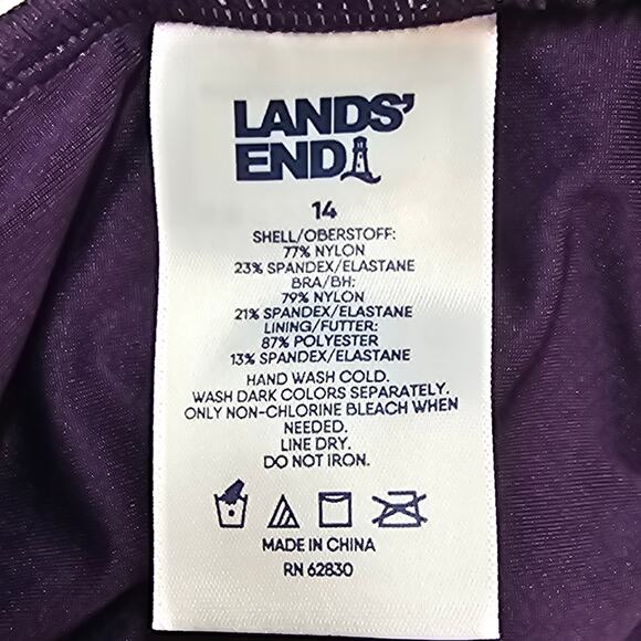 Lands' End Women's V-Neck Wrap Underwire Tankini Swimsuit Top Size 14 - Picture 9 of 10